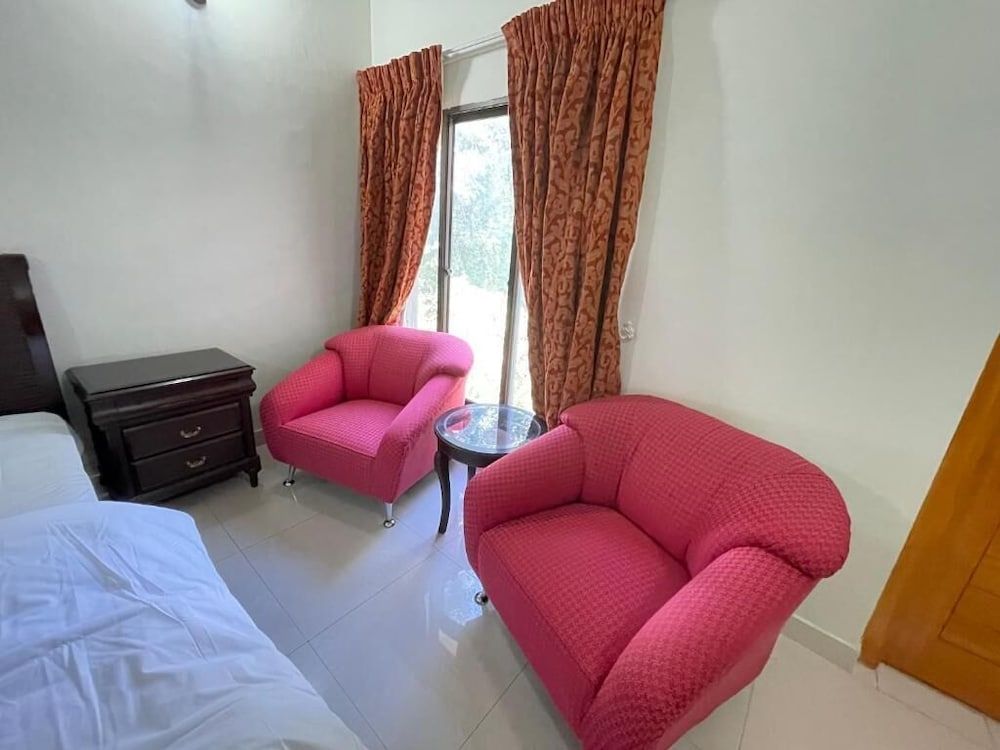 Montaña Villa Murree Deluxe Double Room