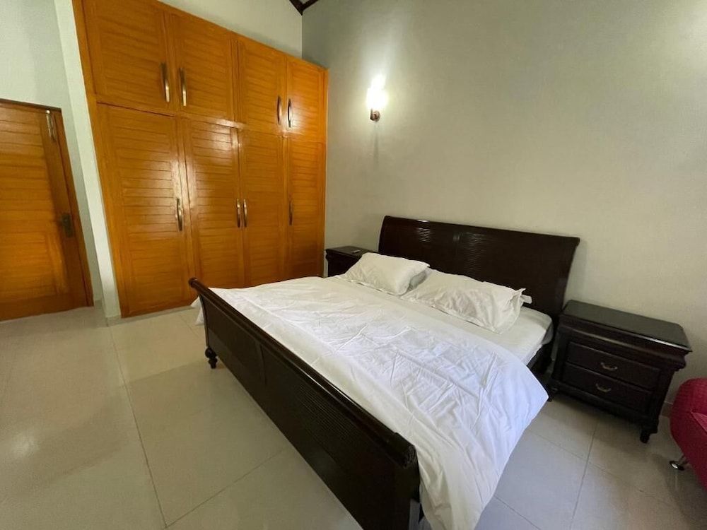 Montaña Villa Murree Deluxe Double Room 3