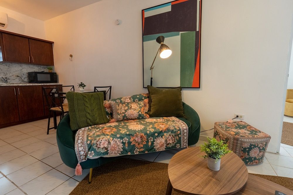 El Flamingo Beach Club Luxury Apartment 11