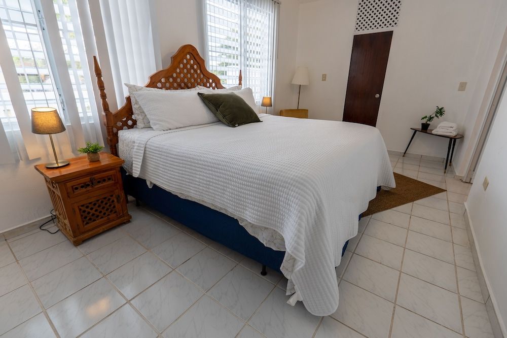 El Flamingo Beach Club Luxury Apartment 5