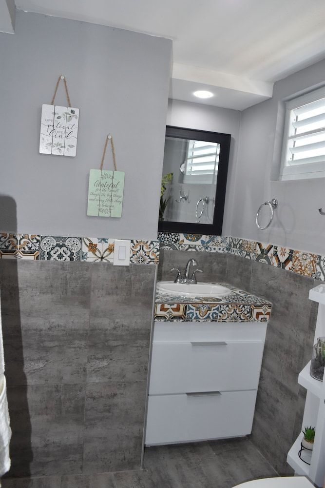 CALIZO VIP GUEST HOUSE Deluxe Room 6