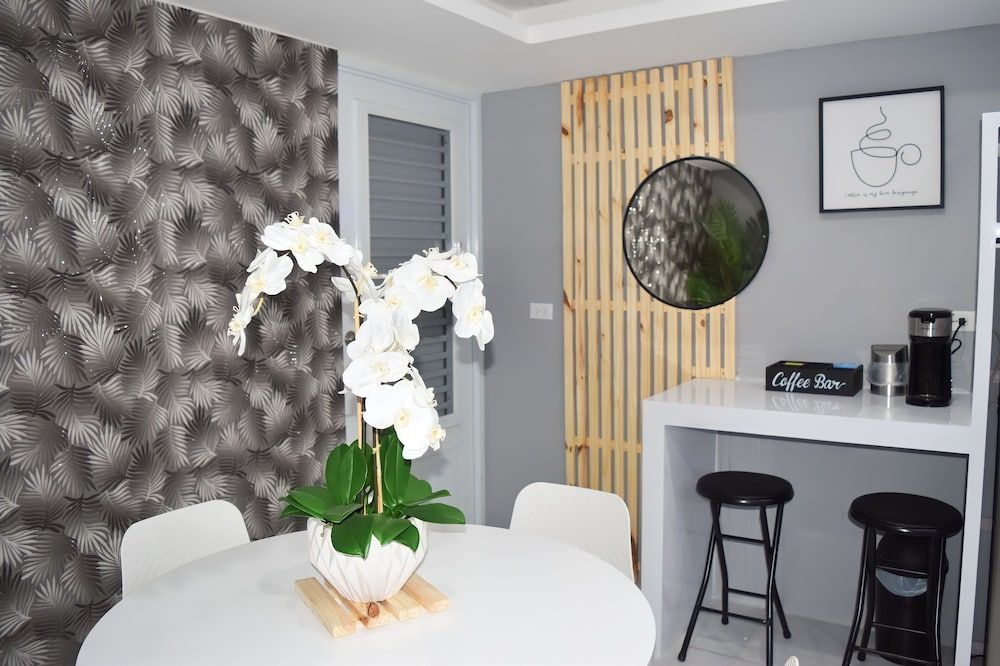 CALIZO VIP GUEST HOUSE Exclusive Double Room, 2 Bedrooms, Pool View 11