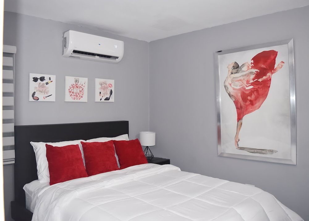 CALIZO VIP GUEST HOUSE Exclusive Double Room, 2 Bedrooms, Pool View 4