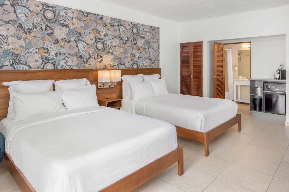 Studio, 2 Queen Beds, Resort View (Lagos Collection)
