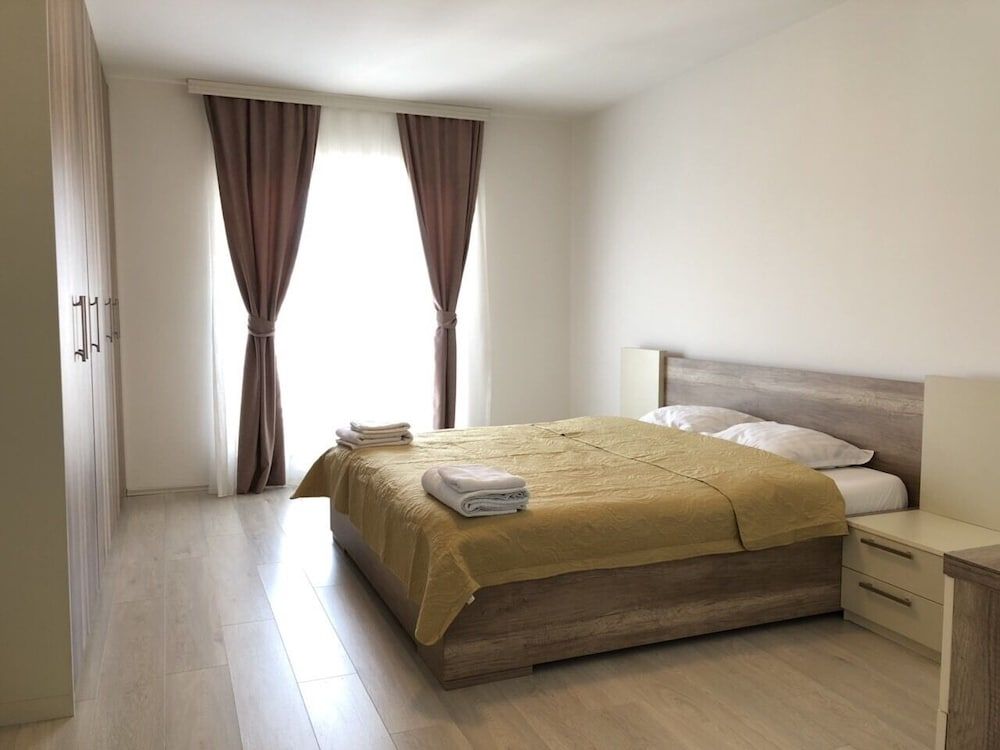 Apartment, 1 Bedroom (2)