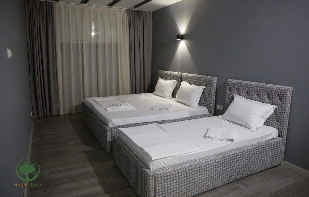 Basic Triple Room