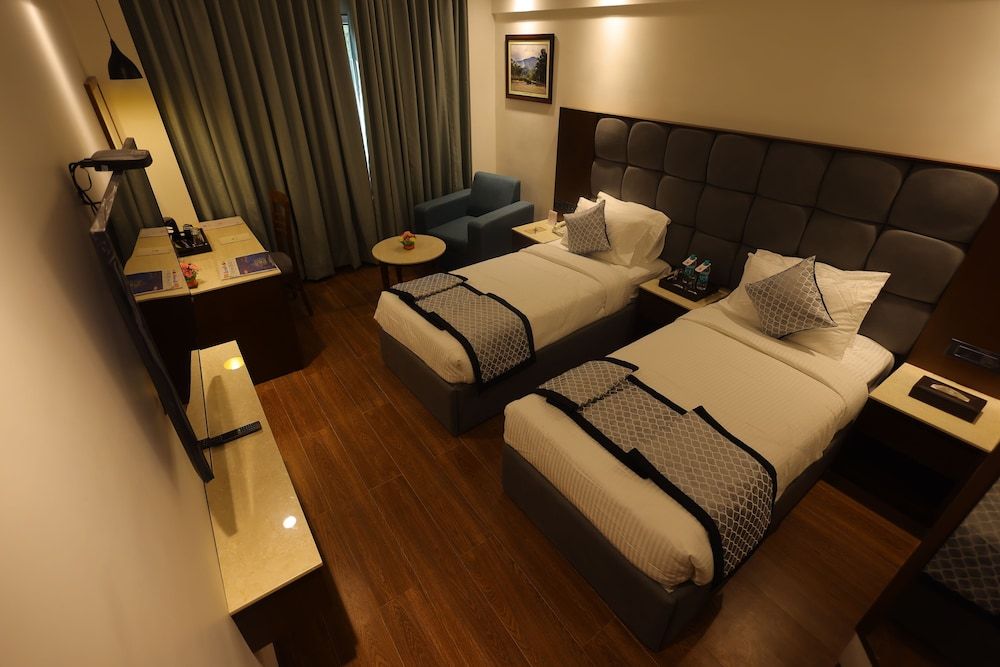 CLUB ROOM Single Room - Bharti Airtel LTD - YCHS