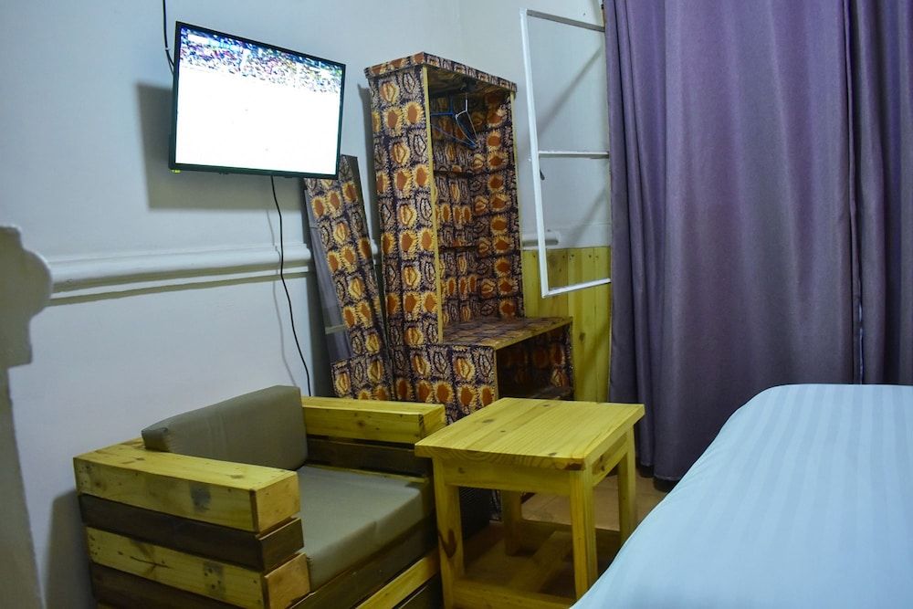 Zebra Boutique Hotel Standard Room 9