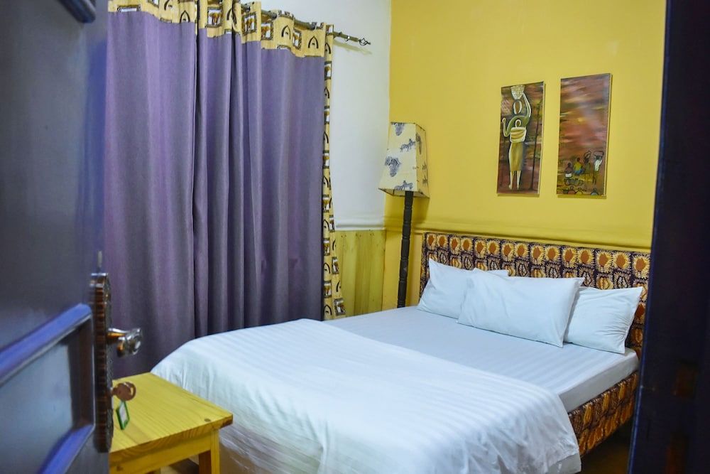 Zebra Boutique Hotel Standard Room 7