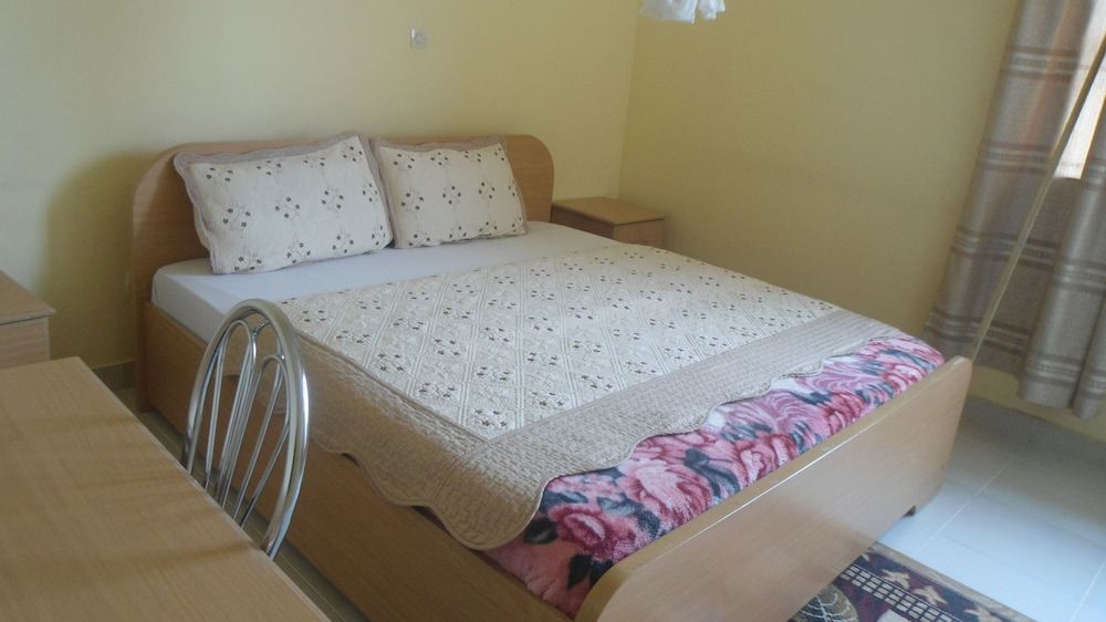 Centre d'Accueil Bonne Espérance Single Room 3