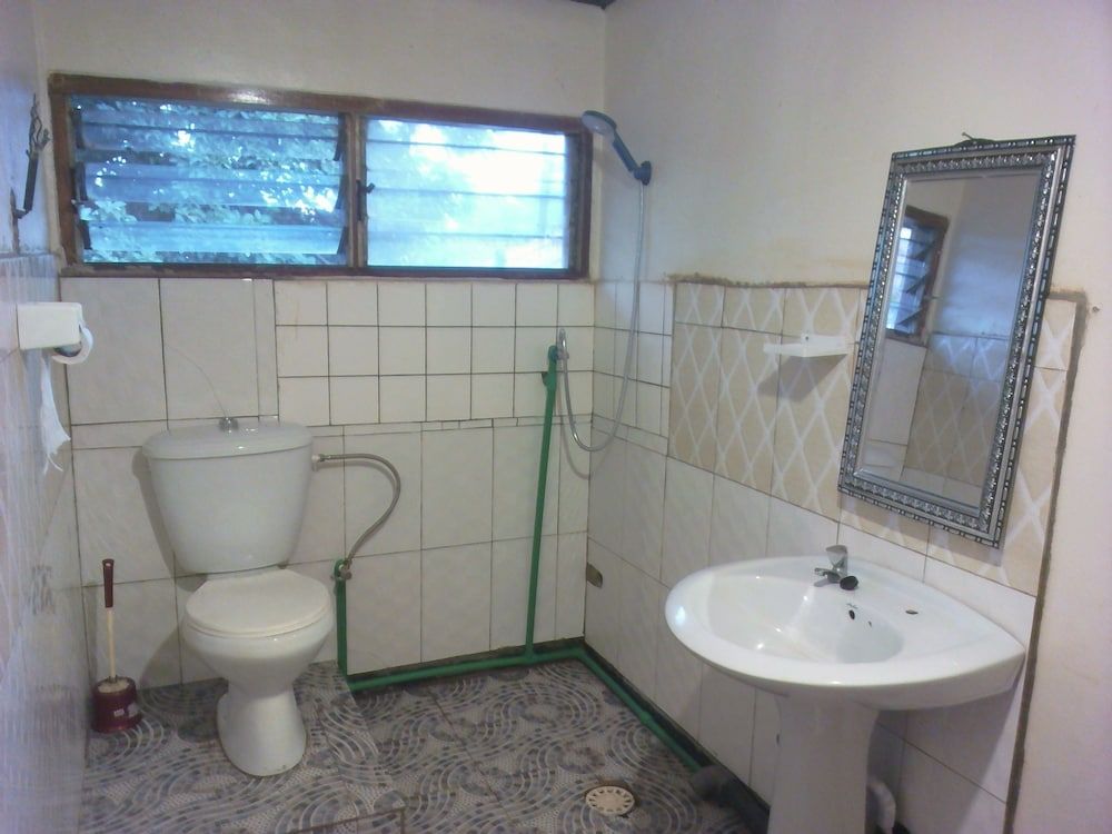 GreenPage Garden Suites Executive Double Room Single Use, Private Bathroom, Mountain View 6