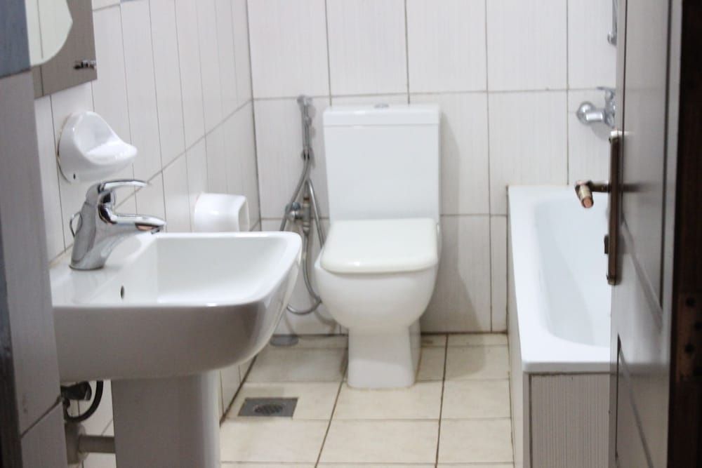 GreenPage Garden Suites Executive Double Room Single Use, Private Bathroom, Mountain View 5