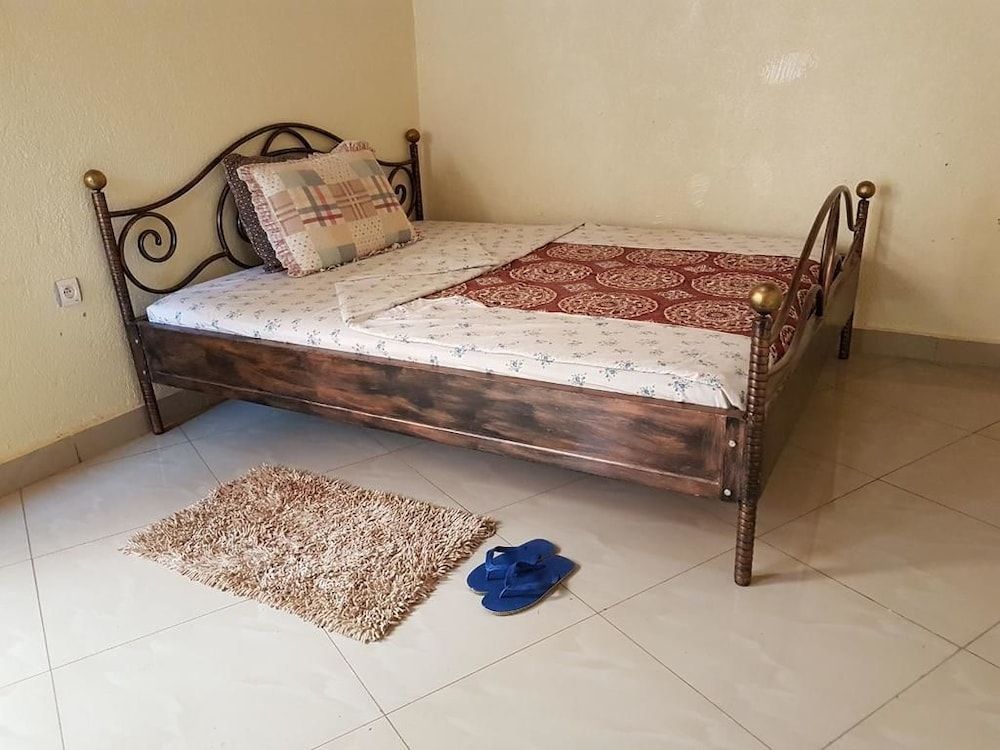 Peace & Grace Motel Double Room 5