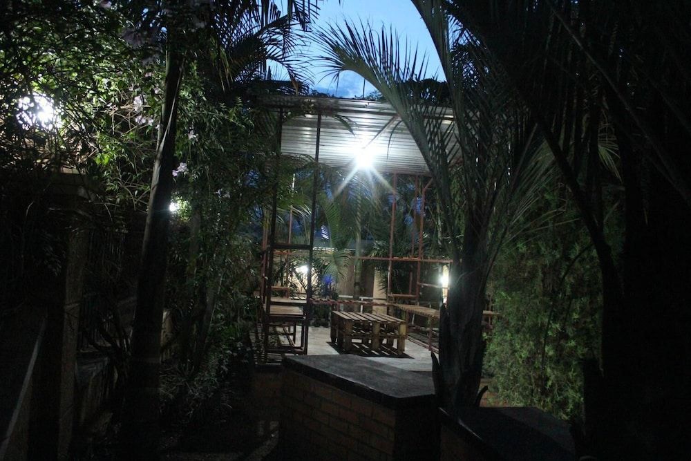 undefined Clearcom Residence 5