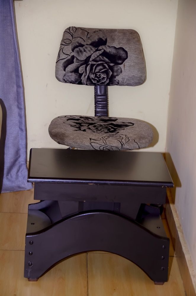 undefined BLB MOTEL 2