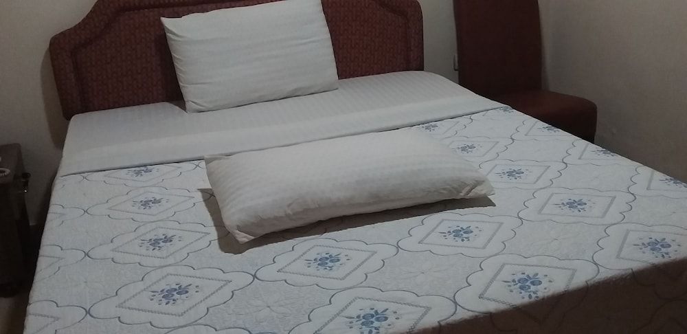 undefined Plata Guest House