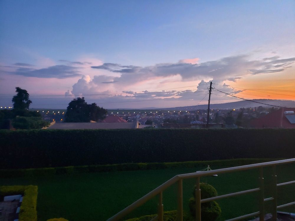 Kigali Castle B&B - Hostel Basic Room, Shared Bathroom 8