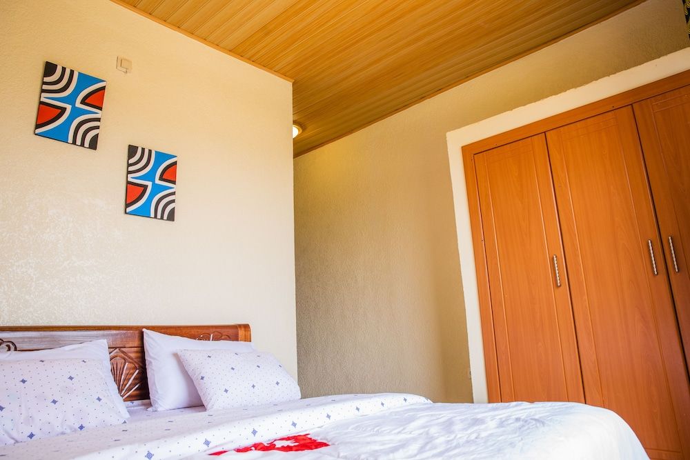 Kigali Castle B&B - Hostel Basic Room, Shared Bathroom 2