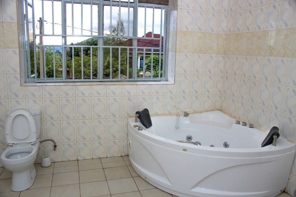 undefined Azalea Guest House Gisozi 9