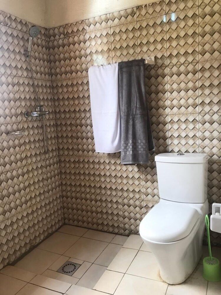 undefined Rainbow Aparts 10