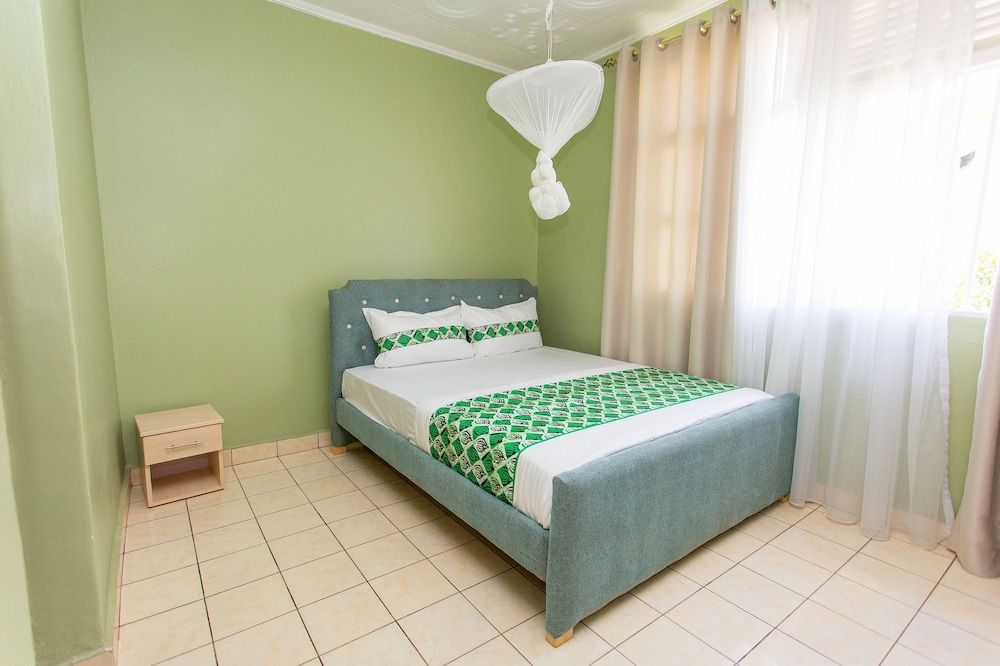 Kereth B&B Living Space Deluxe Double Room, 1 Double Bed 5