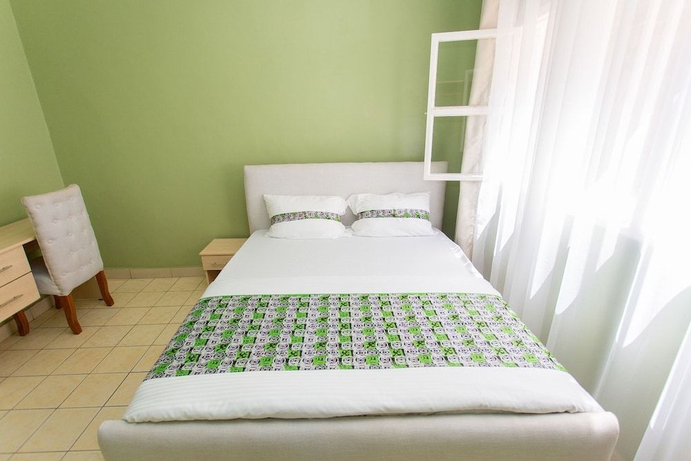 Kereth B&B Living Space Deluxe Double Room, 1 Double Bed 7