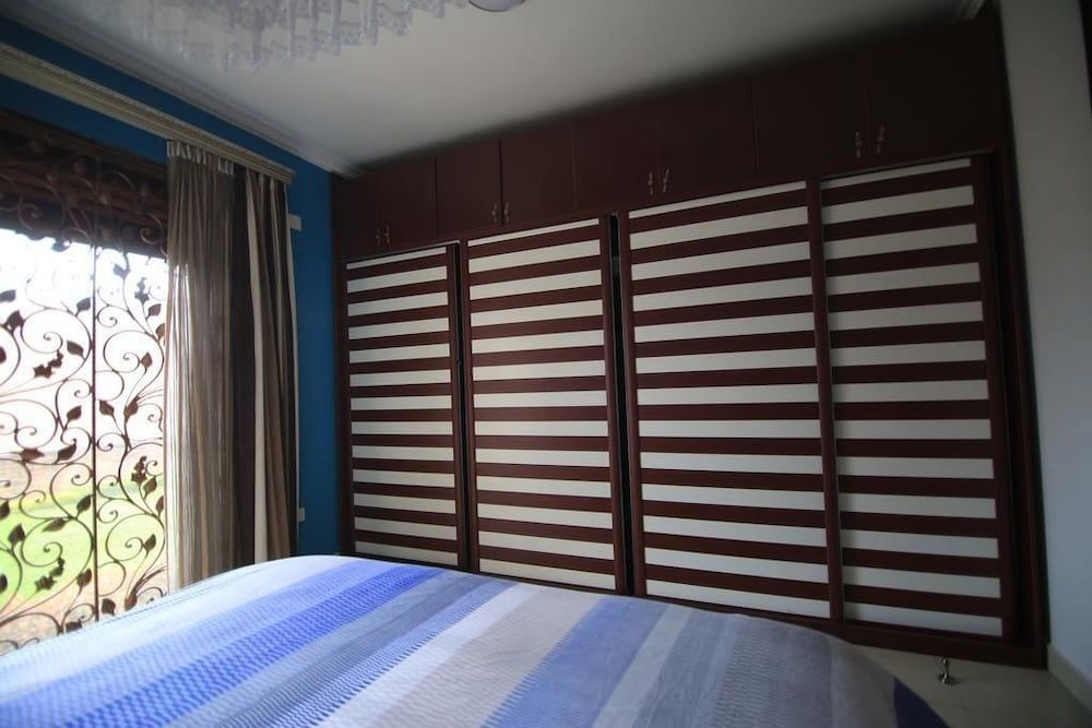 UM Apartments Business Apartment, 3 Bedrooms 3