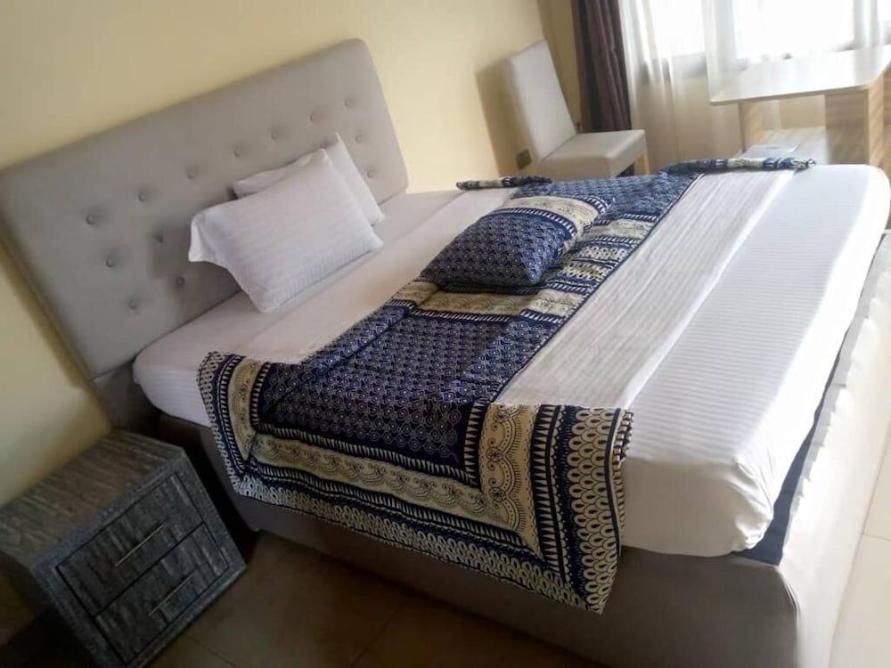 undefined Airport Appex Motel 9