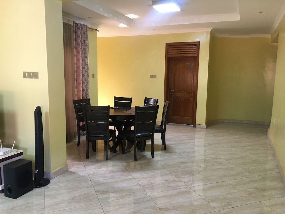 undefined Room in House - Private Room With Jacuzzi in Kigali 8