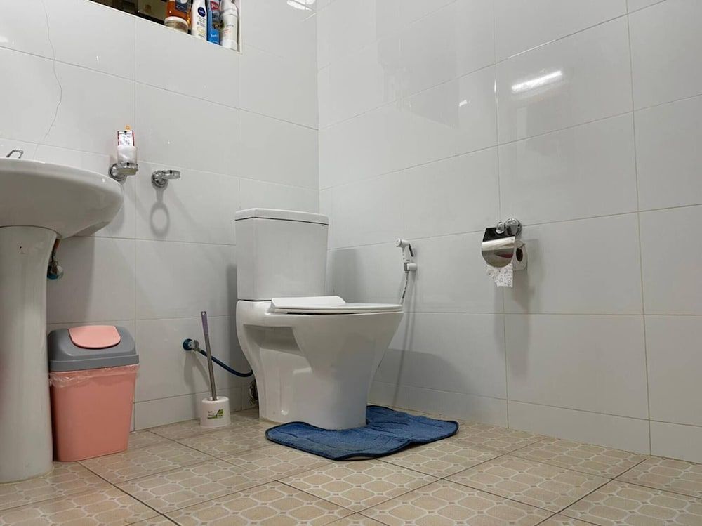 Room-nshuti Spacious Quiet Rm For Short Shared Dormitory, 1 Bedroom, Balcony, Garden View 10