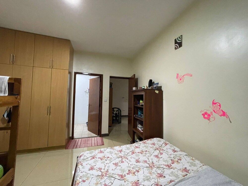 Room-nshuti Spacious Quiet Rm For Short Shared Dormitory, 1 Bedroom, Balcony, Garden View 3