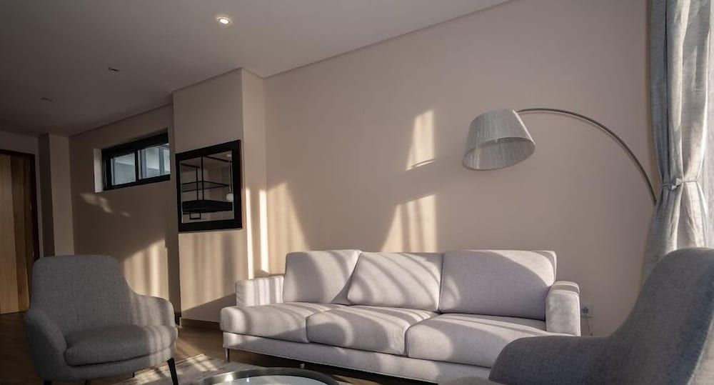 undefined Africa's Touch & Leisure 2