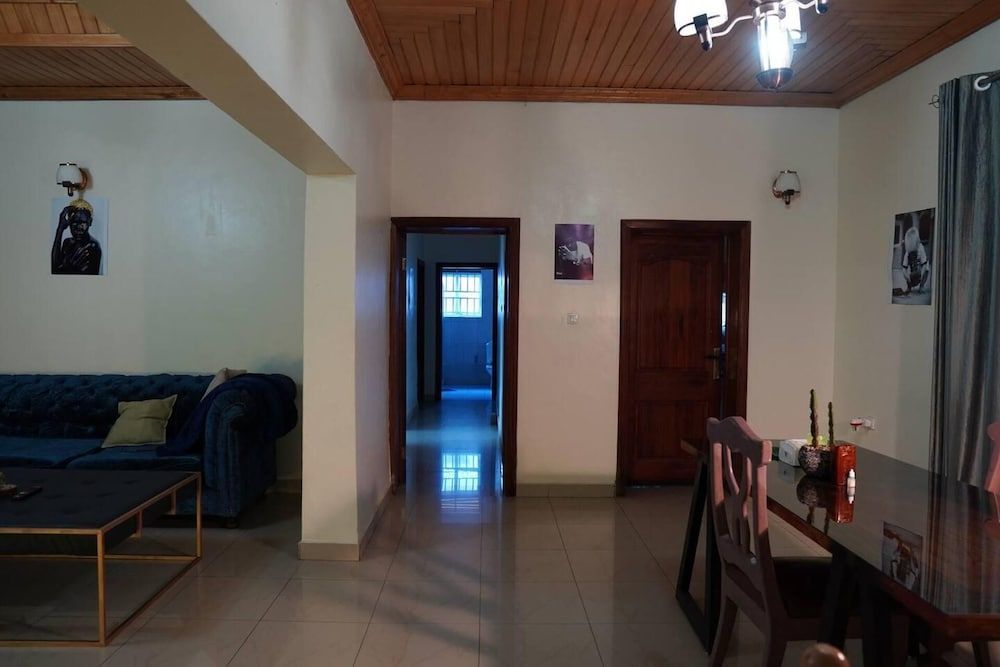 Entire Artistic House 5mins From Convention Centre House 28