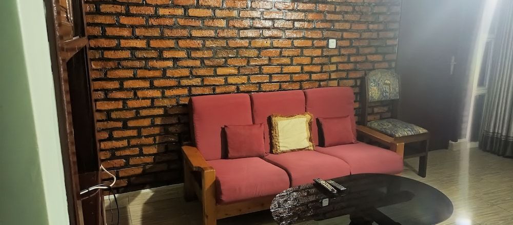 undefined Charming 2-bed House in Kigali 10