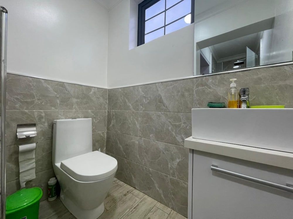 Lovely 3-bedroom Apartment Swimming Poolgym Apartment, 3 Bedrooms, Balcony, Mountain View 12