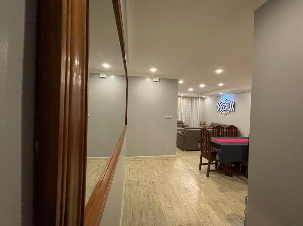 Lovely 3-bedroom Apartment Swimming Poolgym Apartment, 3 Bedrooms, Balcony, Mountain View 22