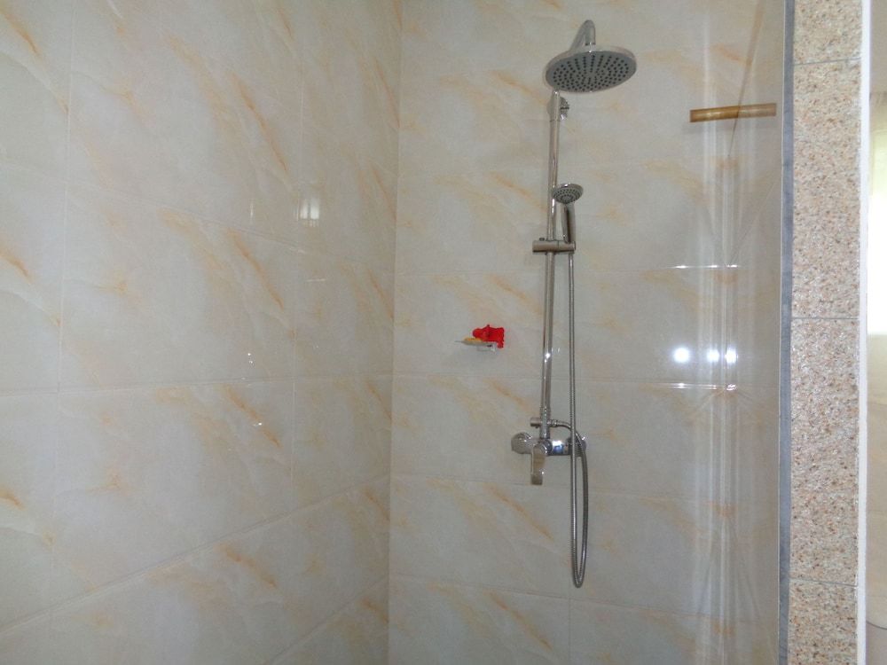 Chez Michelin Pension Residence Triple Room 3