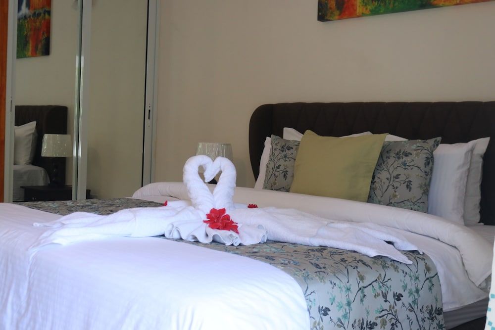 Mountain View Hotel Deluxe Double Room 11