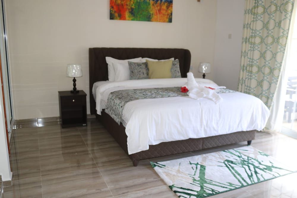 undefined Mountain View Hotel 2