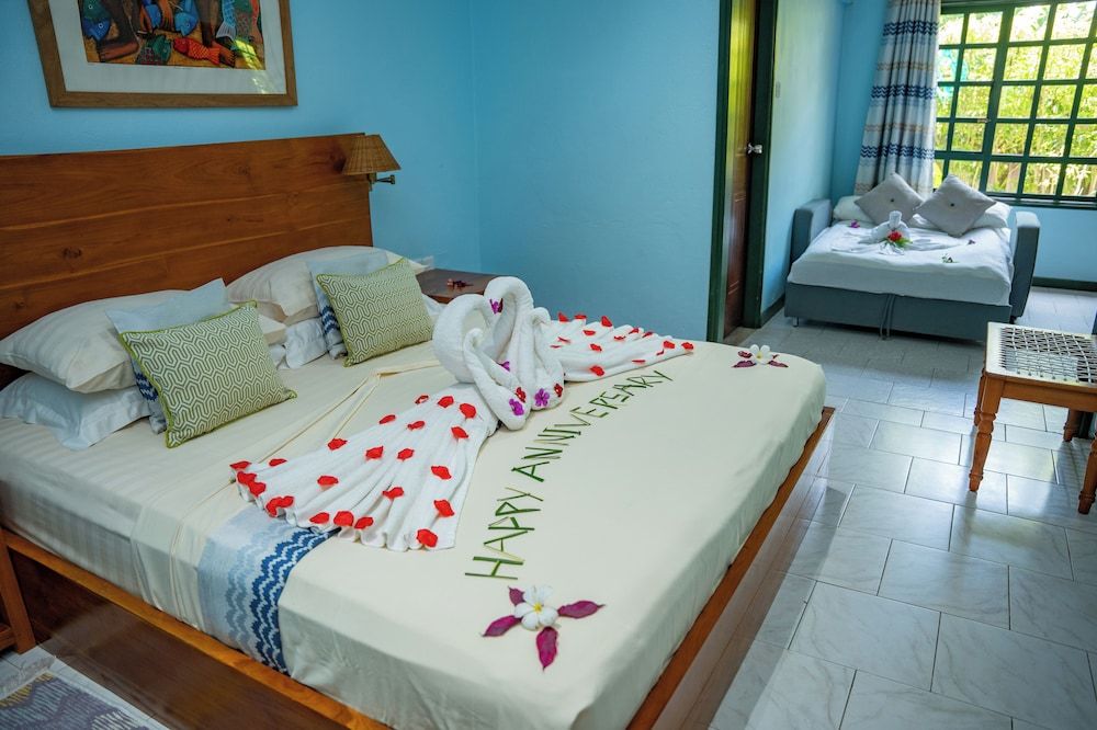 undefined Pension Michel 8