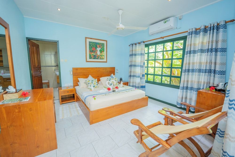 undefined Pension Michel 2