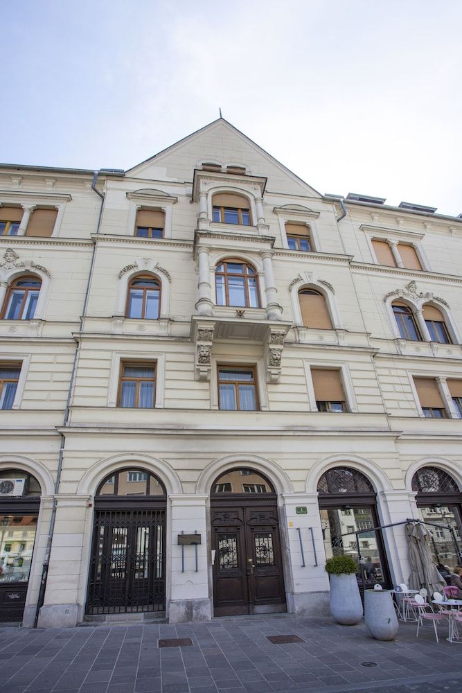 undefined Filip Palace Luxurious Apartment 2