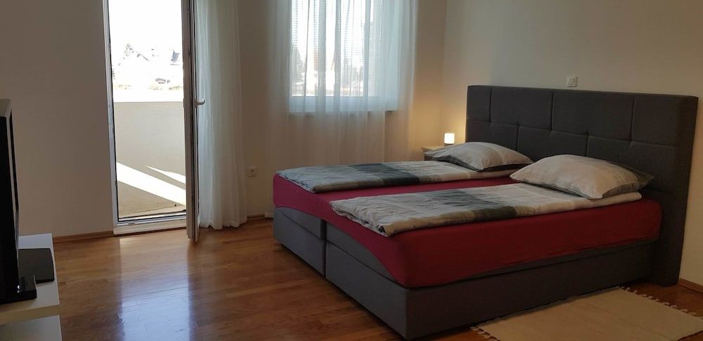 undefined Vila Ema 7