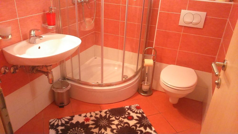 Vila Ema Deluxe Apartment, 1 Bedroom, Garden View 6