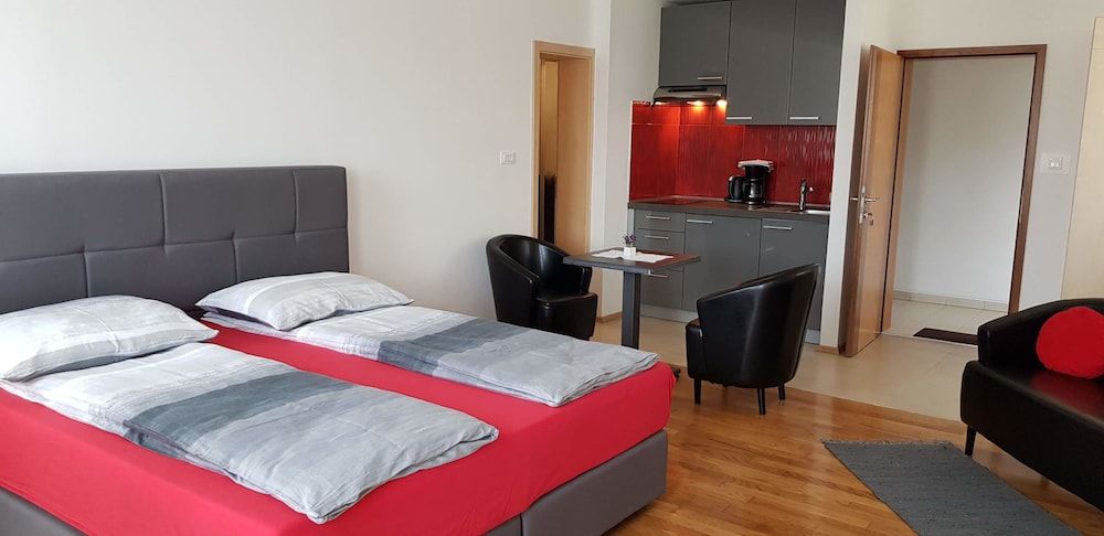 undefined Vila Ema 4