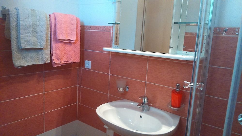 Vila Ema Deluxe Apartment, 1 Bedroom, Garden View 5