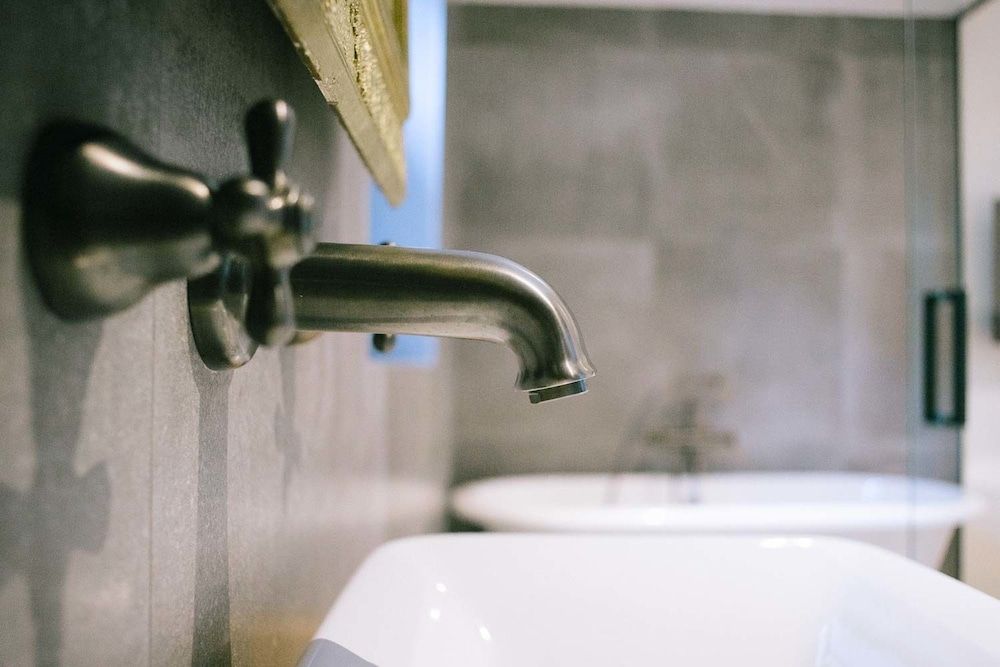 Vault Hotel DELUXE DOUBLE ROOM 6