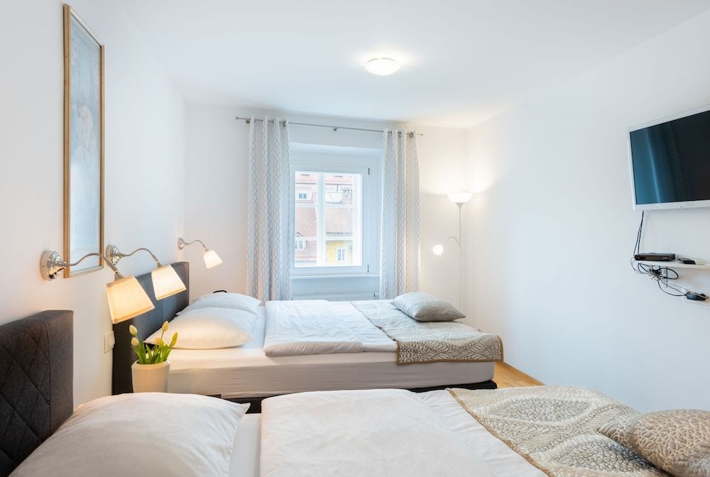 undefined Kollmann Rooms and Apartments 4