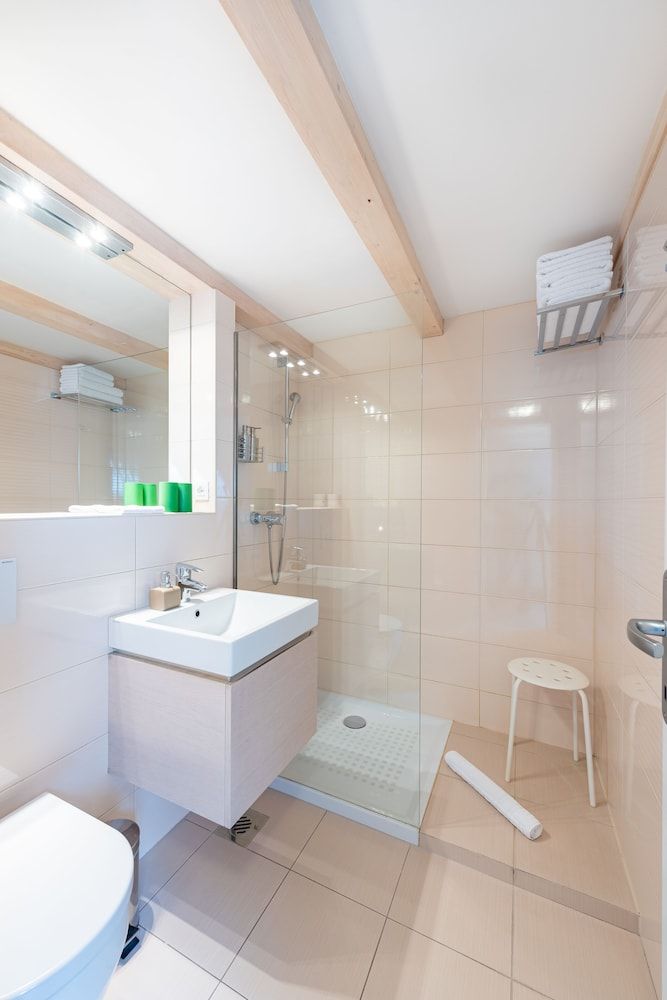 Kollmann Rooms and Apartments Studio (2 Adults) 3