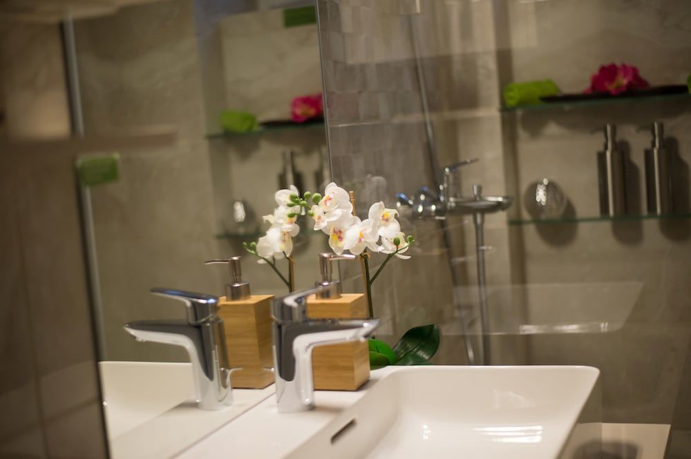 First Floor Flat - Adults Only Comfort Apartment 11